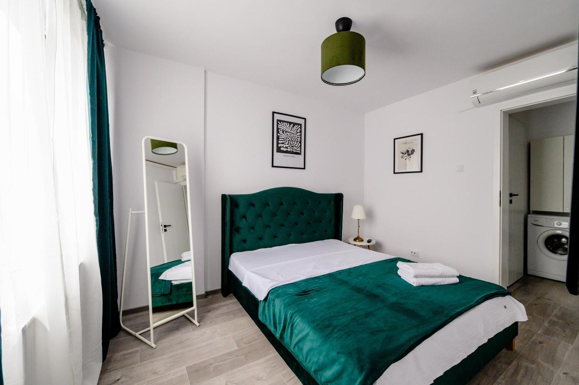 Happy Heart Hideaway Apartment Bucharest Exterior photo