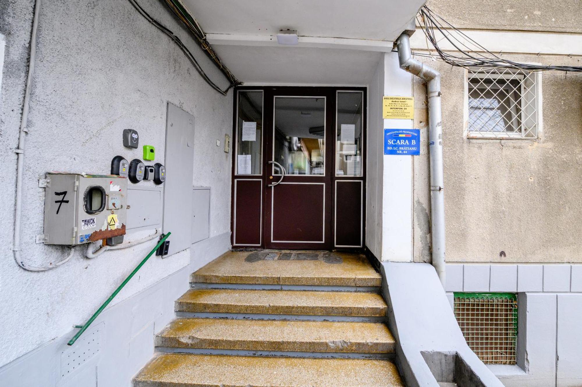Happy Heart Hideaway Apartment Bucharest Exterior photo